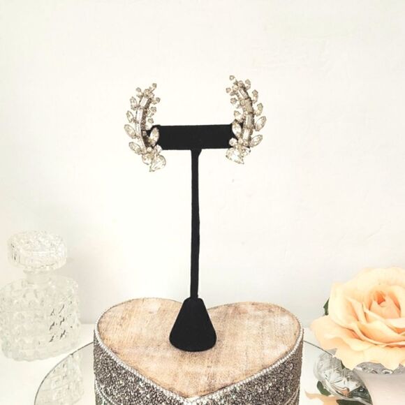 Vintage silver Crystal rhinestone climber earrings - Picture 4 of 16